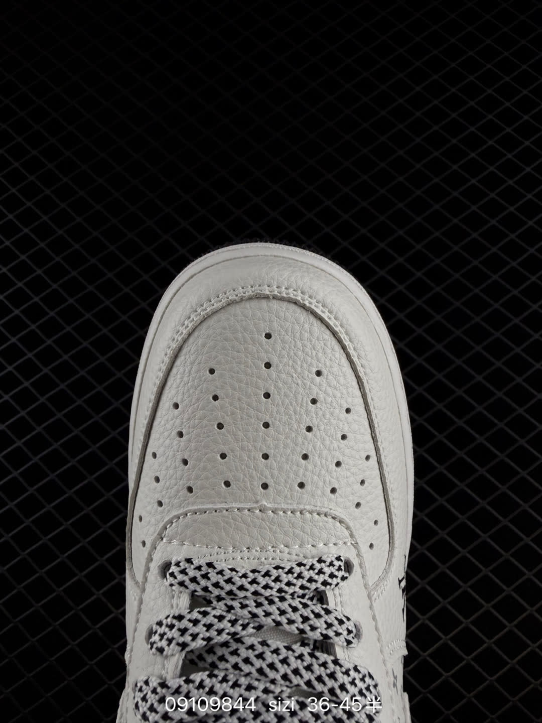 Nike Air Force 1 '07  LX-WY0655-124